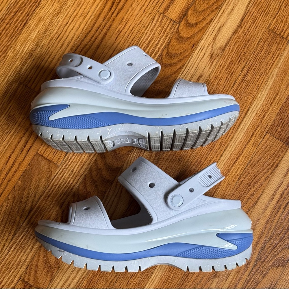 Mega crush platform Crocs sandals in blue size women 9 - Picture 4 of 9